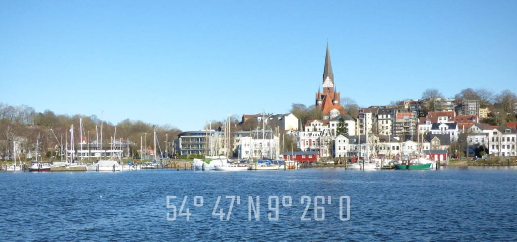 Flensburger Hafen mit Positionsangabe