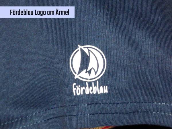 Fördeblau Logo am Ärmel