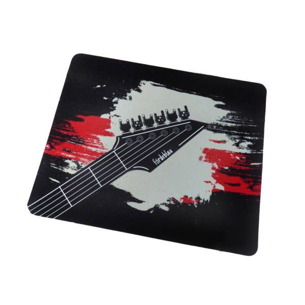 Heavy Metal Mousepad bedruckt im Gitarren-Design