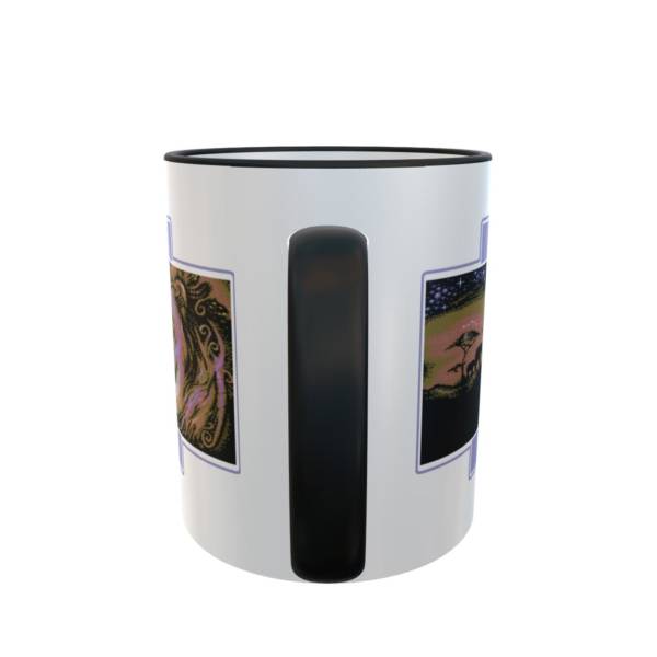 Tasse mit schwarzem Rand und Henkel
