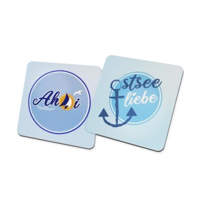 Maritime Untersetzer mit ‘Ostsee Liebe’ und ‘Ahoi’ | Ostsee Deko | Kleines Geschenk für Segler | 2er Set