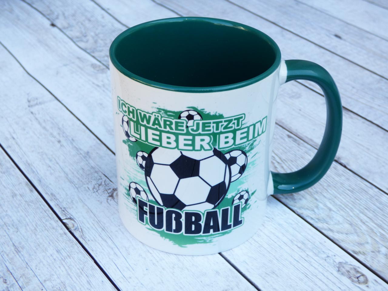 Zweifarbige Tasse für Fussball-Fans aus Keramik 