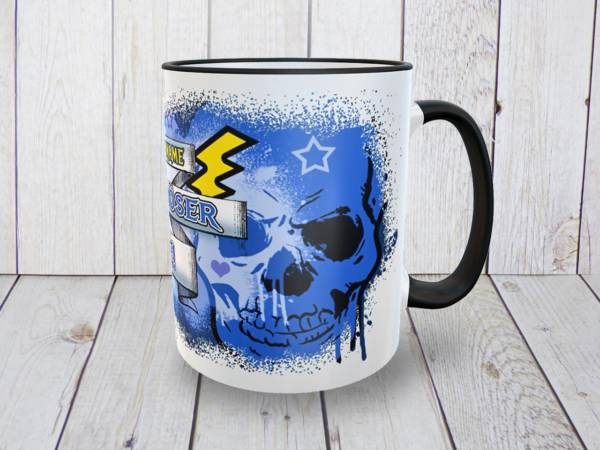 Totenkopftasse mit Namen